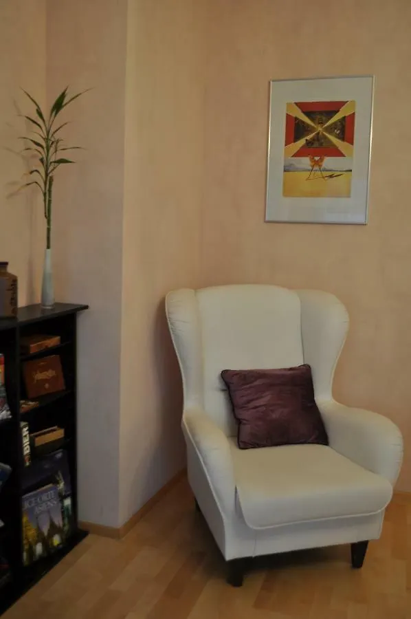 Lux Apartment City Дюссельдорф Германия